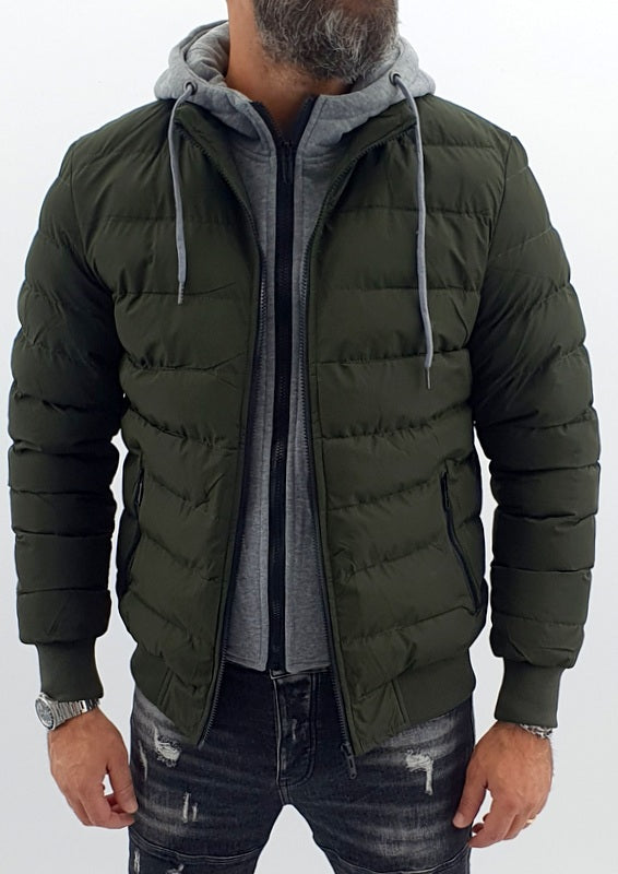 piumino uomo semi impermeabile verde con pettorina e cappuccio felpato fisso