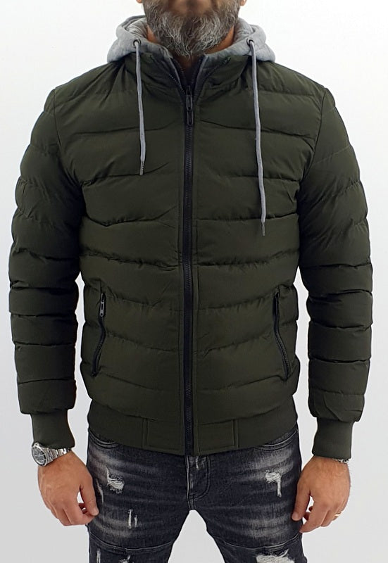 piumino uomo semi impermeabile verde con pettorina e cappuccio felpato fisso