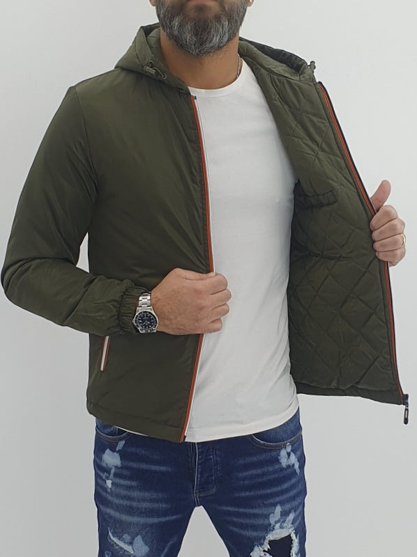 giubbino piumino semi impermabile cappuccio verde con trapuntina interna