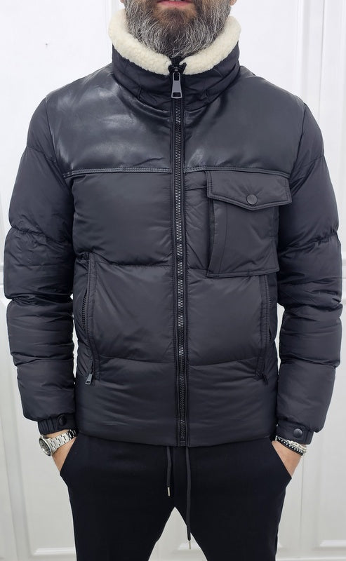 Giubbino uomo impermabile nero  cappuccio estraibile collo in eco pelliccia s,m,l,xl,xxl