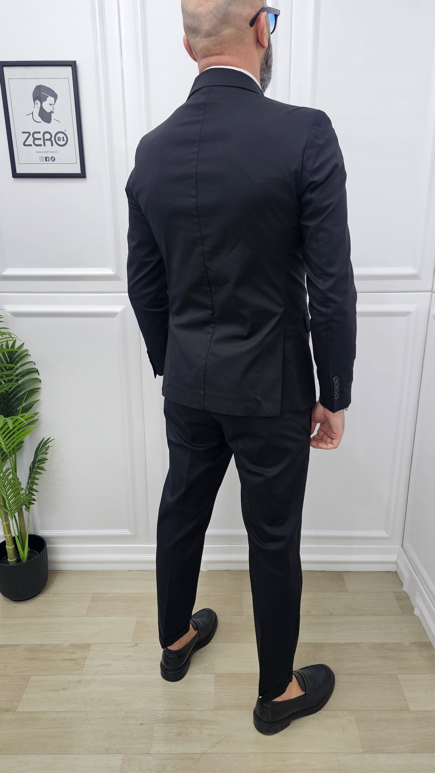 Abito uomo doppiopetto+camicia+cravatta Tinta Unita Nero made in italy  44,46,48,50,52,54